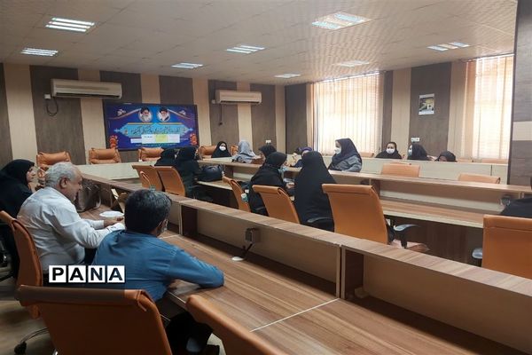 کارگاه آموزشی ویژه مراقبان و رابطان بهداشت مدارس در امیدیه