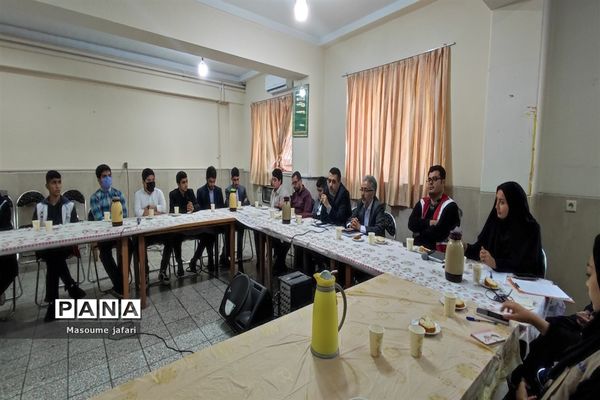 نشست تشکیلات دانش‌آموزی گلستان