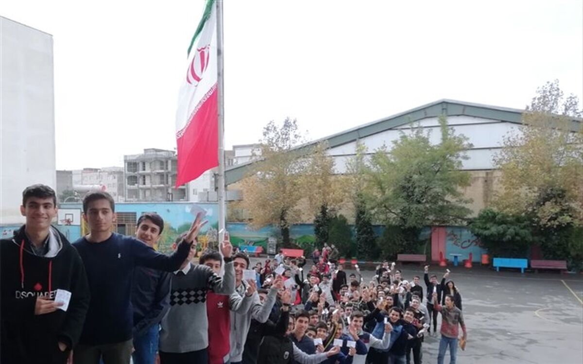یکی از راه‌های تربیت تمام ساحتی دانش‌آموزان، فعالیت در شورای دانش‌آموزی است