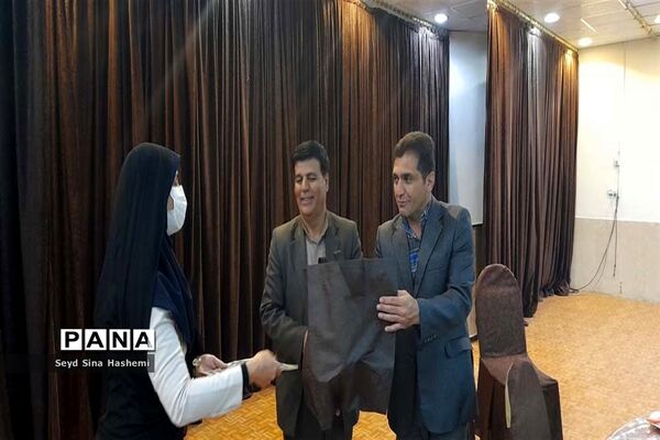 تجلیل از مربیان تربیت‌بدنی در آباده