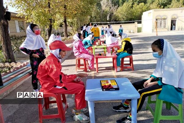 گرامیداشت هفته تربیت‌بدنی در مدارس آباده