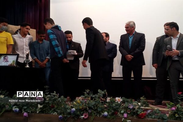 همایش هفته تربیت‌بدنی در کاشمر