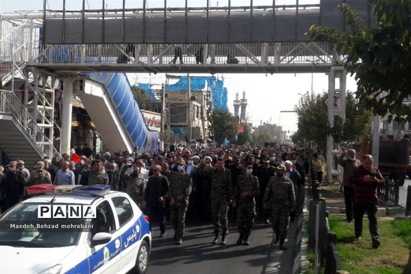 راهپیمایی باشکوه مردم شهرستان قرچک