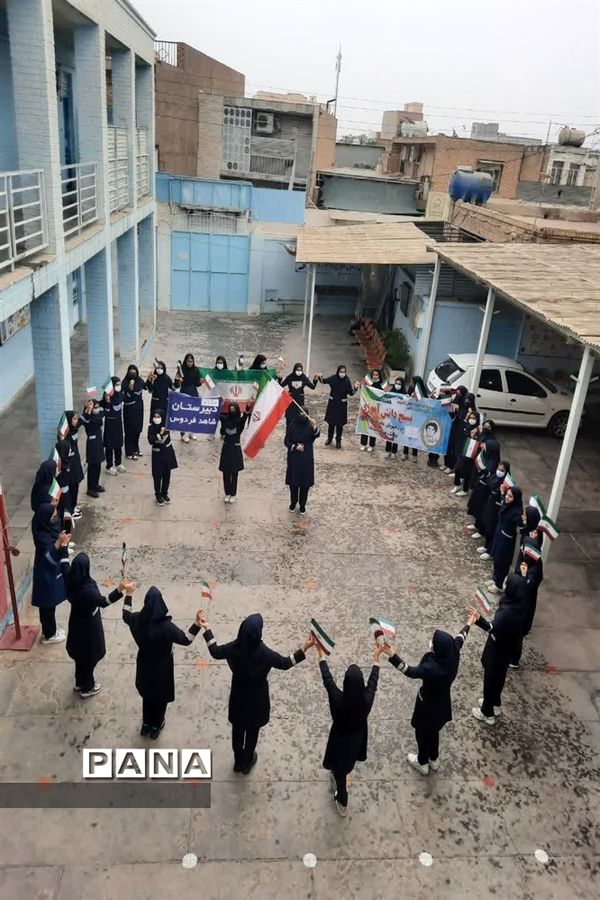 ترویج فرهنگ ایثار و شهادت در مدارس اندیمشک