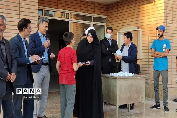 برگزاری ۲۱ برنامه پویا و هدفمند ورزشی در هفته تربیت‌بدنی  شهرستان نائین