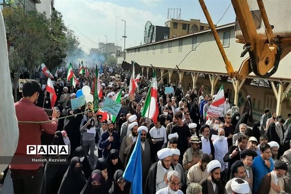 اعلام انزجار مردم قم از عملیات تروریستی در شیراز