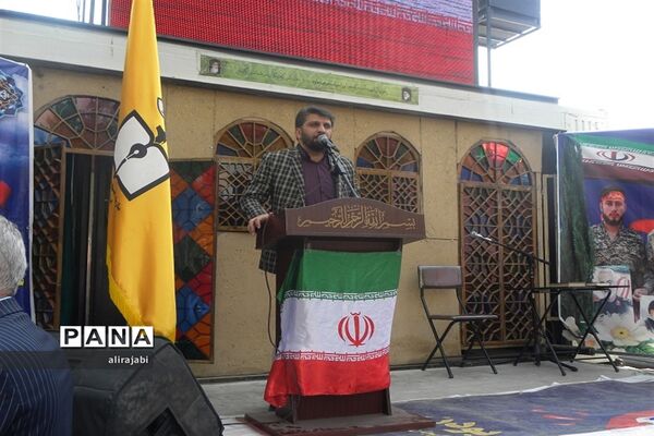 مراسم گرامیداشت روزبسیج دانش‌آموزی با حضور وزیر آموزش و پرورش در گلزار بهشت حضرت زهرا(س)