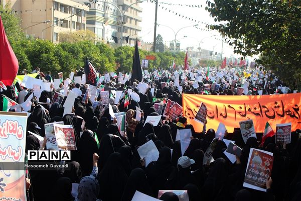 تشییع پیکر شهدای اقدام تروریستی حرم مطهر شاهچراغ (ع)