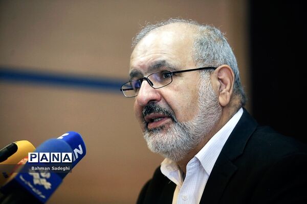 نشست خبری رئیس سازمان سنجش آموزش کشور