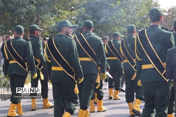 مراسم تشییع و وداع با «شهید امیر‌کمندی» در شهرستان بهارستان