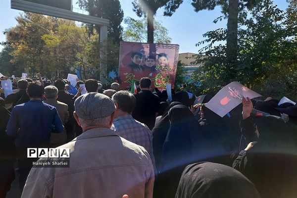 مراسم تشیع شهدای حرم شاهچراغ(ع)