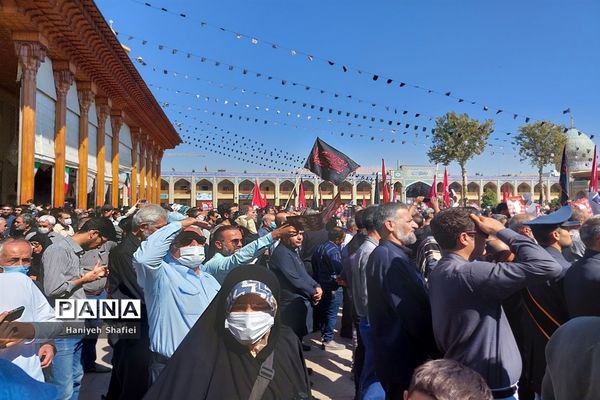 مراسم تشیع شهدای حرم شاهچراغ(ع)