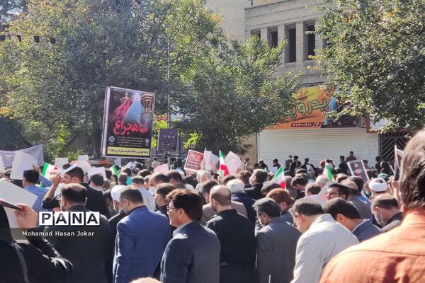 تشییع پیکر شهدای تروریستی حرم مطهر شاهچراغ (ع)