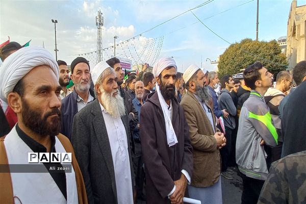 تشییع پیکرهای پاک شهدای حرم شاهچراغ در مشهد مقدس