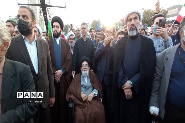 تشییع پیکرهای پاک شهدای حرم شاهچراغ در مشهد مقدس