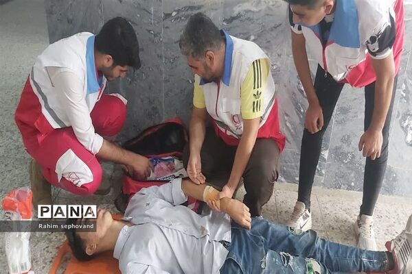 آغاز برنامه‌های گرامیداشت هفته بسیج دانش‌آموزی در شهرستان اندیمشک