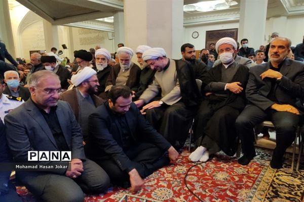 مراسم بزرگداشت شهدای حادثه تروریستی حرم مطهر شاهچراغ با حضور وزیر آموزش و پرورش