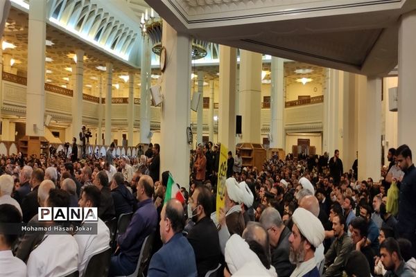 مراسم بزرگداشت شهدای حادثه تروریستی حرم مطهر شاهچراغ با حضور وزیر آموزش و پرورش