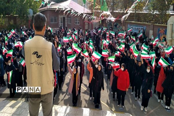 زنگ هفته پدافند غیرعامل در دبیرستان‌های استان البرز