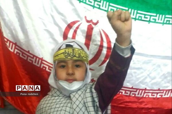 برگزاری پویش دهه هشتادی‌ها و شهدای دانش‌آموز در رودهن