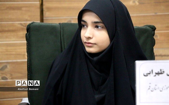 شهید فهمیده تندیس  ایثار و شهادت است