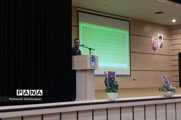 آیین تحلیف فرماندهان  بسیج ناحیه چهار به‌مناسبت هفته بسیج