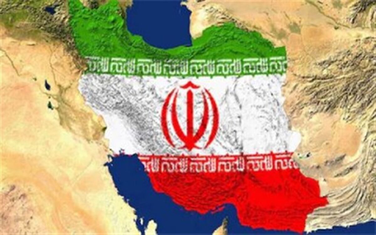 دانش‌آموزان شیرازی از وطن می‌خوانند/ فیلم