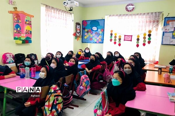 جلسه آشنایی با پدافند غیر‌عامل در دبستان امامت منطقه ۱۳