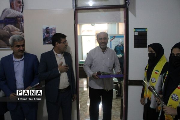 ‌دانش‌آموزان عضو سازمان دانش‌آموزی استان بوشهر روز بسیج را گرامی داشتند