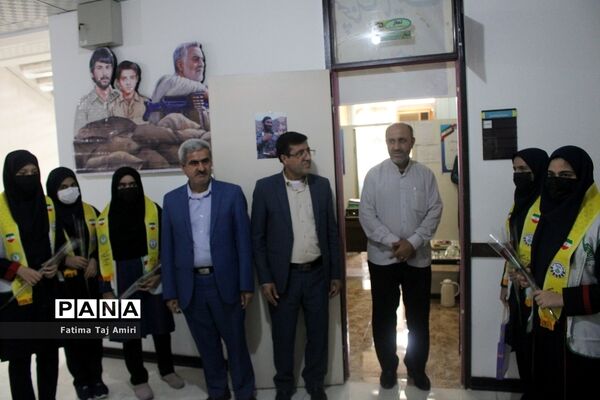 ‌دانش‌آموزان عضو سازمان دانش‌آموزی استان بوشهر روز بسیج را گرامی داشتند