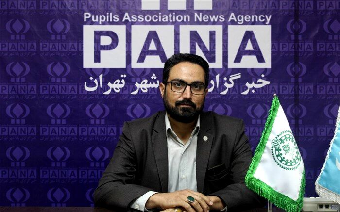 ۱۳ آبان، تجلی بصیرت و اتحاد و حماسه ایستادگی  و استکبارستیزی است