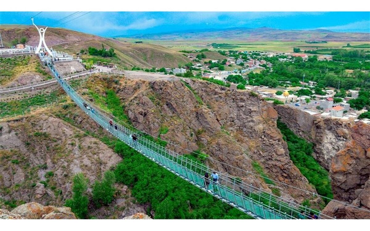 پل معلق هیر با سرمایه‌گذاری ۳ هزار میلیارد ریالی توسعه می‌یابد