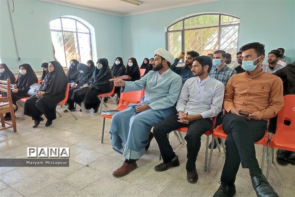 برگزاری نشست توانمندسازی مدیران، معاونان پرورشی، مربیان پرورشی در فورگ