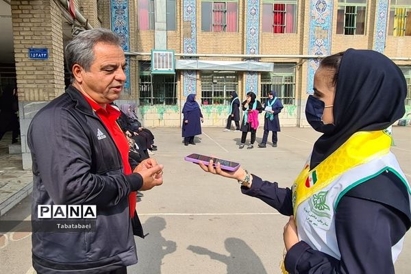 جشن المپیاد ورزشی درون مدرسه‌ای در دبیرستان زینبیه منطقه ۱۳