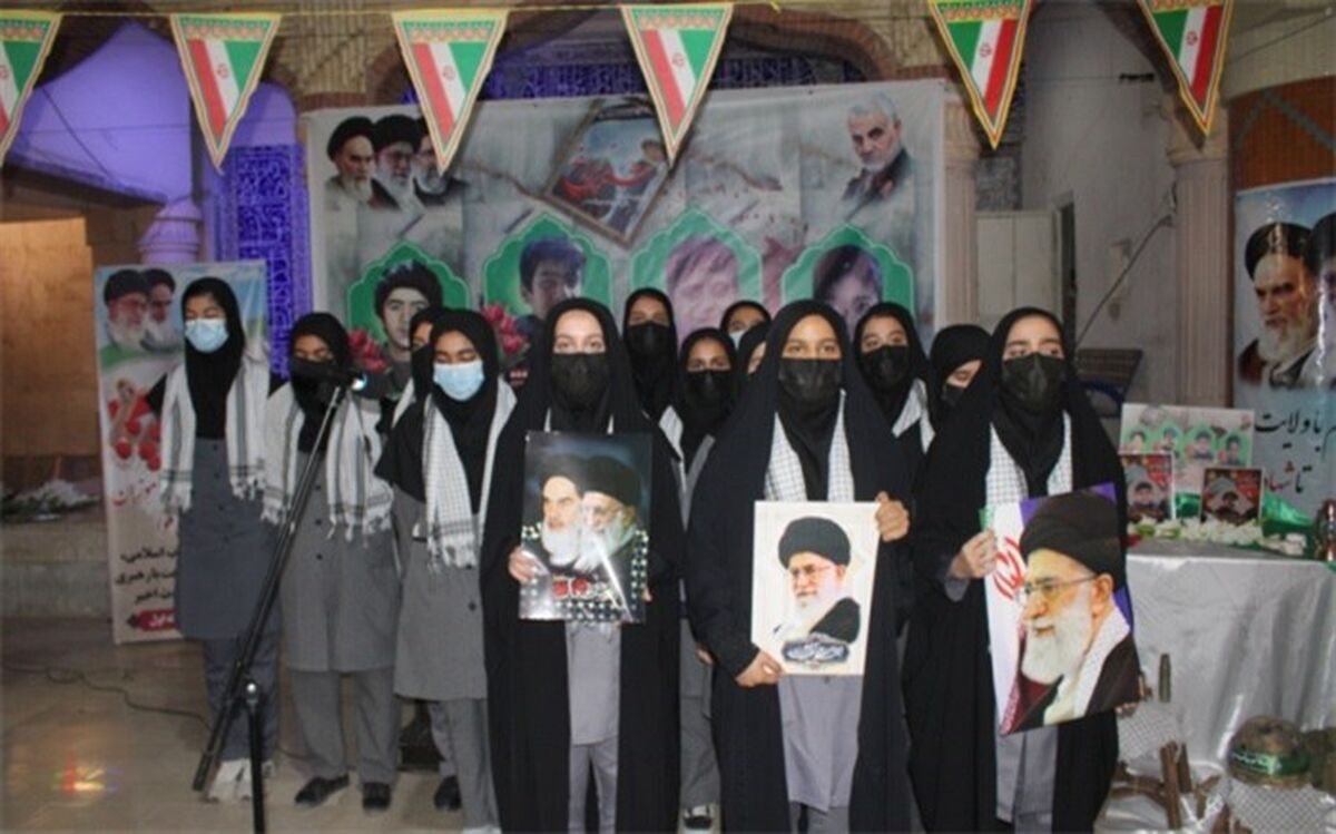 برگزاری مراسم گرامیداشت شهدای دانش‌آموز حادثه تروریستی شیراز در بوشهر