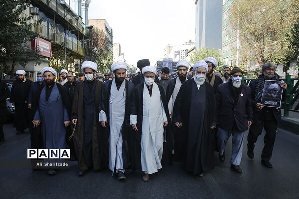 مراسم تشییع پیکر آیت‌ الله اختری