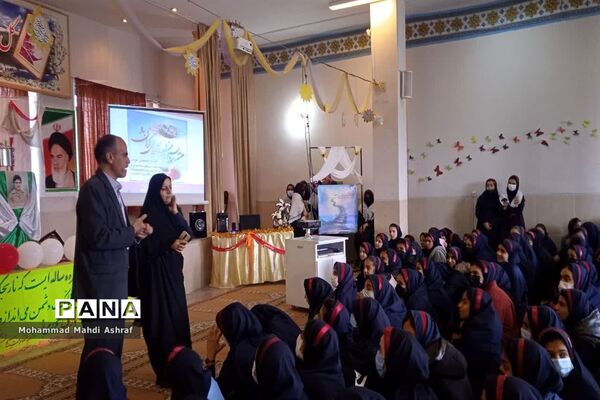 زنگ استکبار ستیزی همزمان با روز ایثار شهرستان نایین