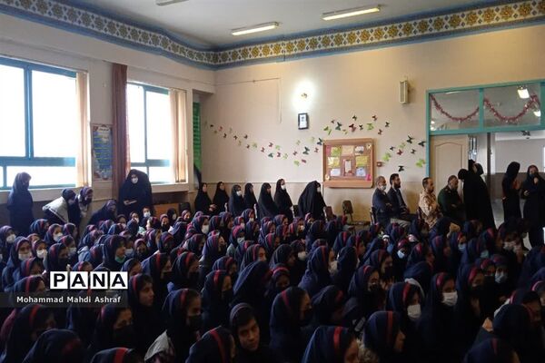زنگ استکبار ستیزی همزمان با روز ایثار شهرستان نایین