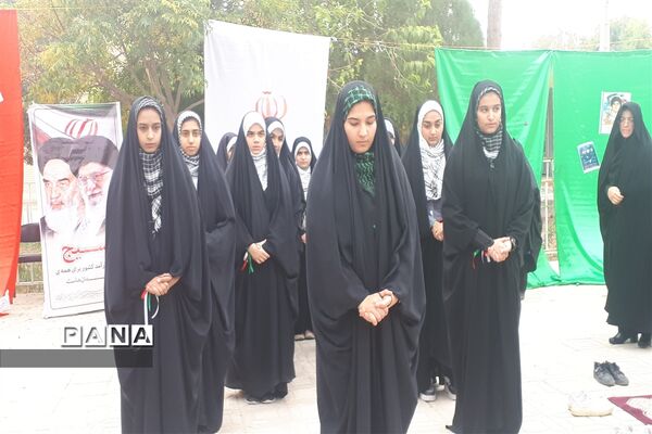 زنگ استکبارستیزی در مدارس ابرکوه