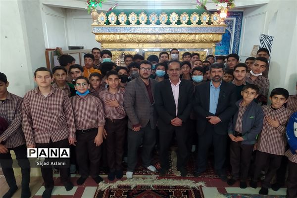 غبارروبی گلزار شهدای شهرستان اقلید