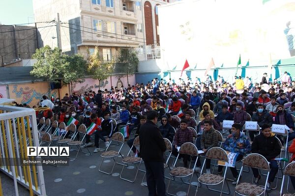 آیین استانی زنگ مبارزه با استکبار جهانی در زنجان