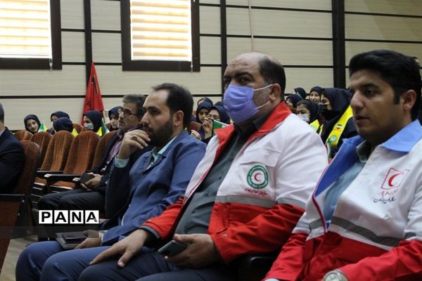 برگزاری مراسم روز دانش‌آموز در همدان