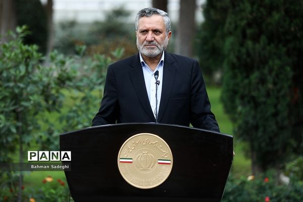 حاشیه جلسه هیات دولت - ۱۱ آبان