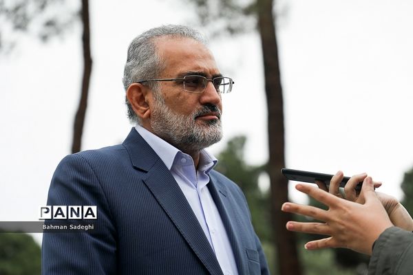 حاشیه جلسه هیات دولت - ۱۱ آبان