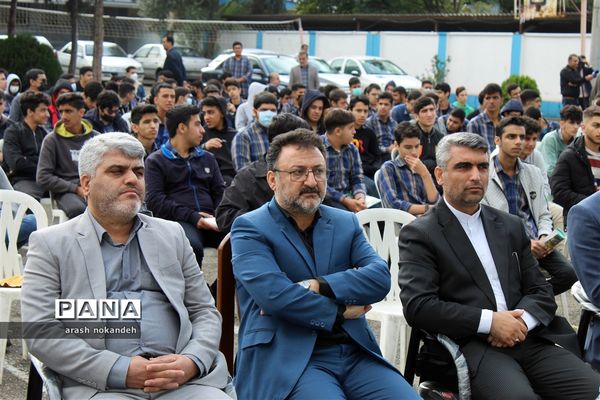 نواختن زنگ استکبارستیزی در مدارس مازندران