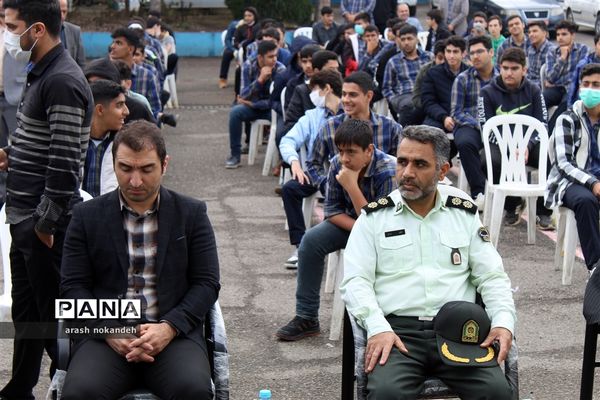 نواختن زنگ استکبارستیزی در مدارس مازندران