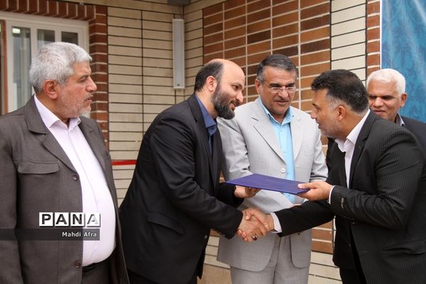 افتتاح آموزشگاه مشارکتی 12 کلاسه شهید رضا نگهبان در بهبهان