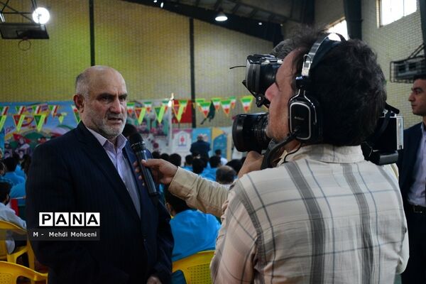 نواختن زنگ استکبار ستیزی در بوشهر