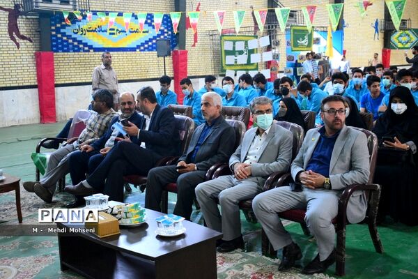 نواختن زنگ استکبار ستیزی در بوشهر