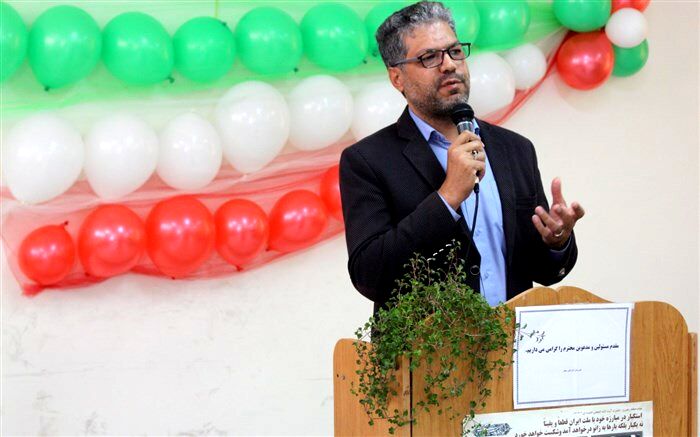 اگر بخواهیم جامعه‌ای را ناکارآمد کنیم، کافی است دختران را زمین‌گیر کنیم